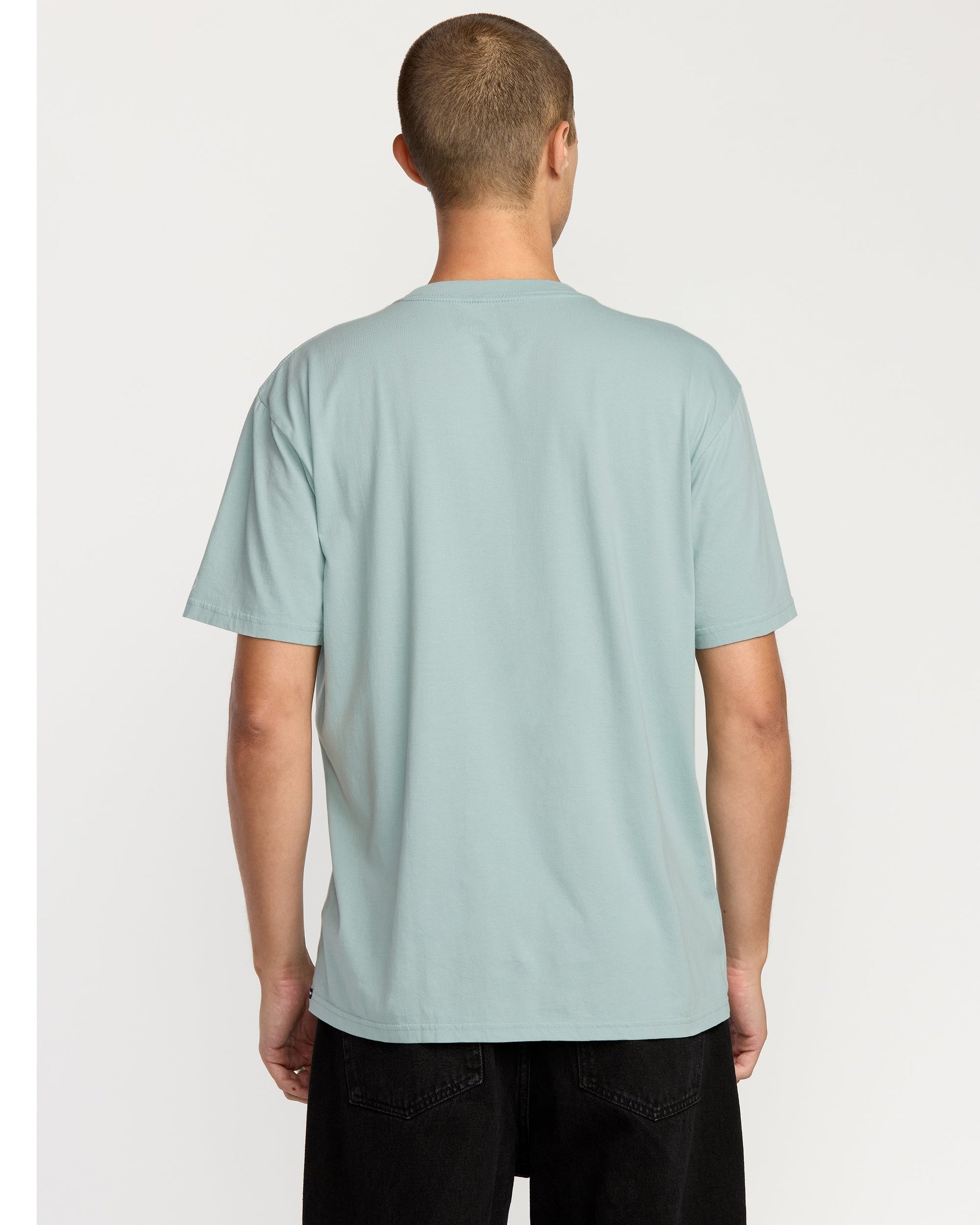 Men's Solid Short Sleeve Pocket Tee